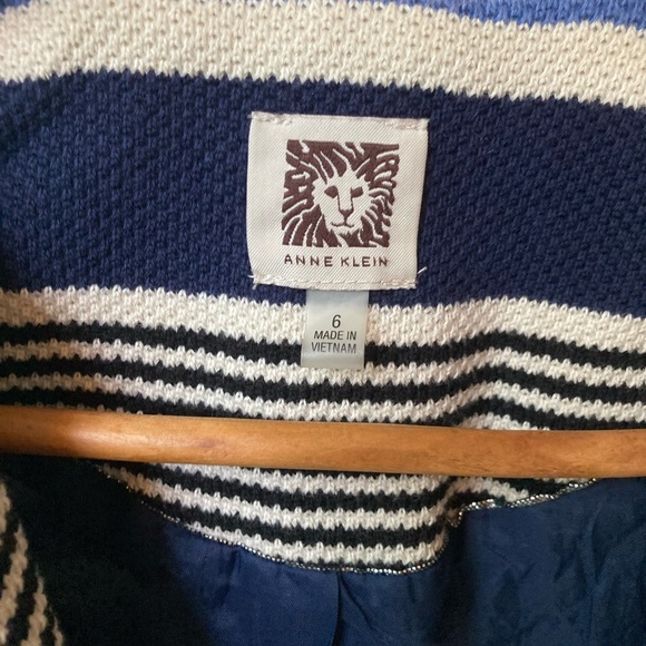 Anne Klein Blue and White Striped Collarless Tulip Cotton Blazer Jacket (6) - Picture 7 of 12
